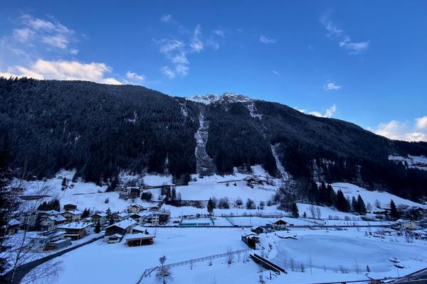 Winteraussicht Wohnungsfenster